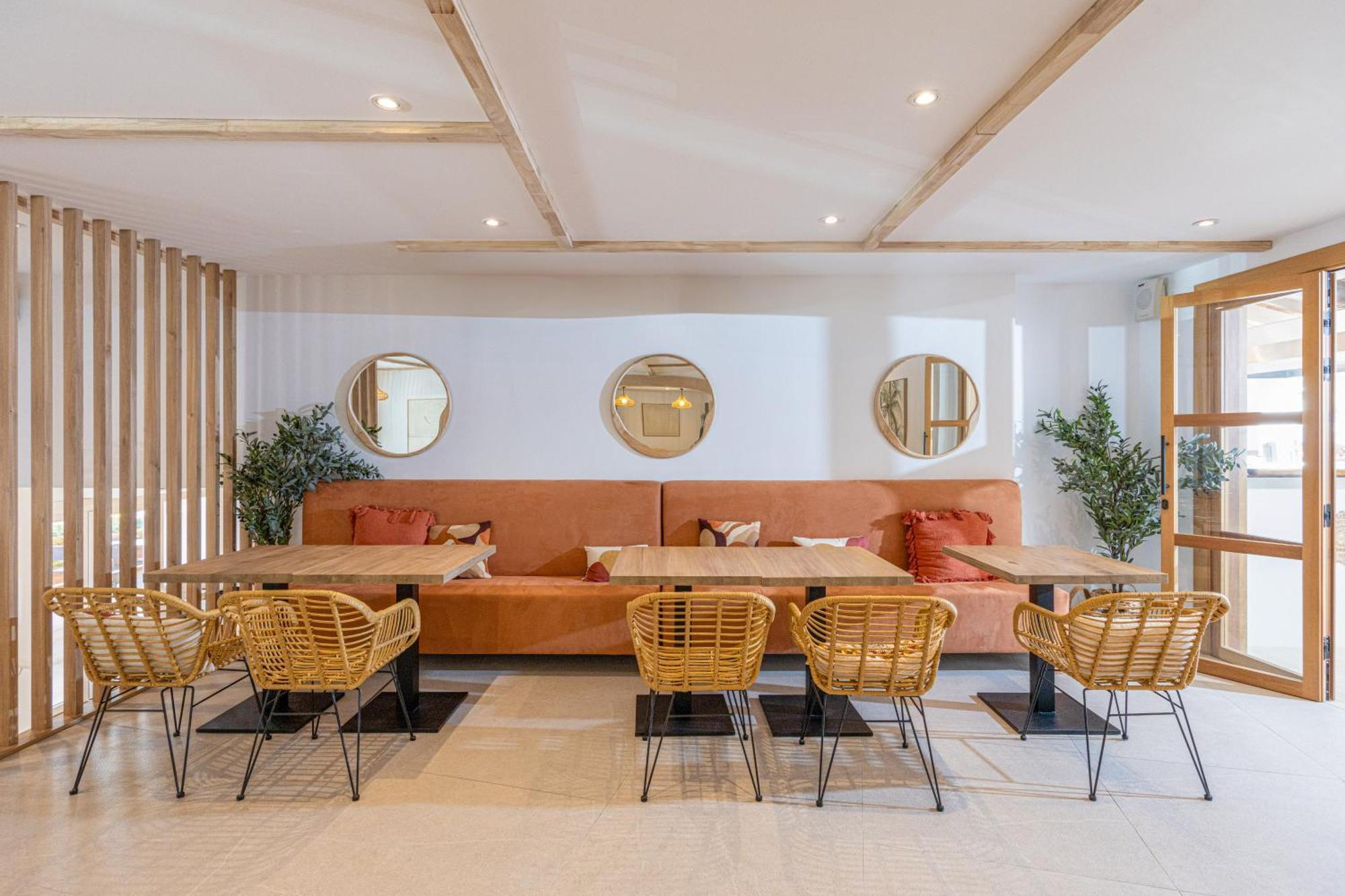 Aparthotel Sol 3*